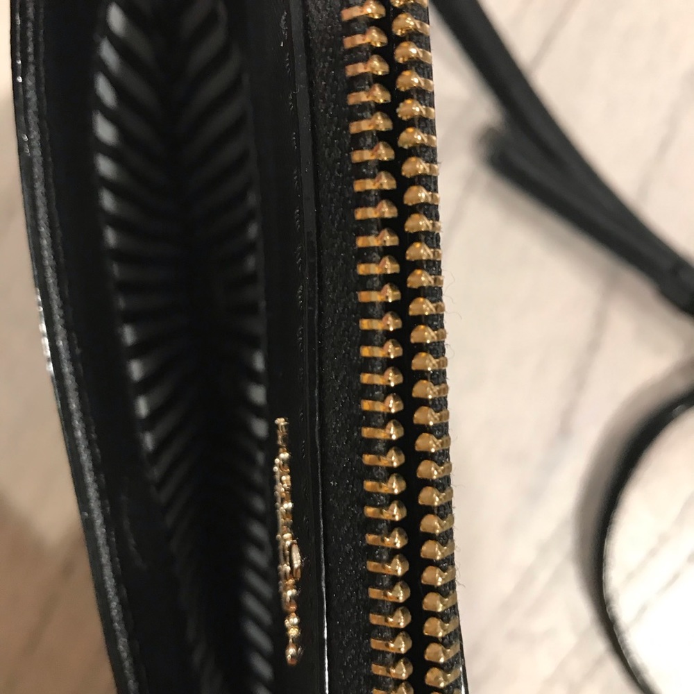 EUC Kate Spade Crossbody - Picture 6 of 7